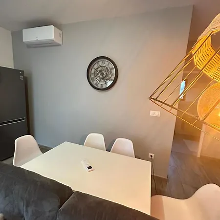 Appartement Bella Vista, Parking Gratuit, 5 Min Auxerre à Monéteau Extérieur photo